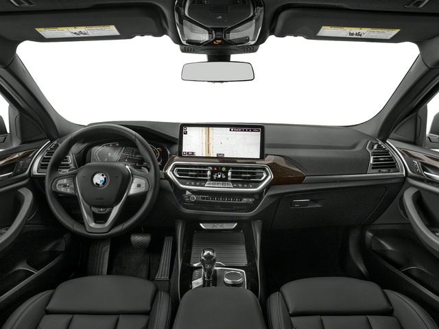 Interior Comfort and Technology in the BMW X4